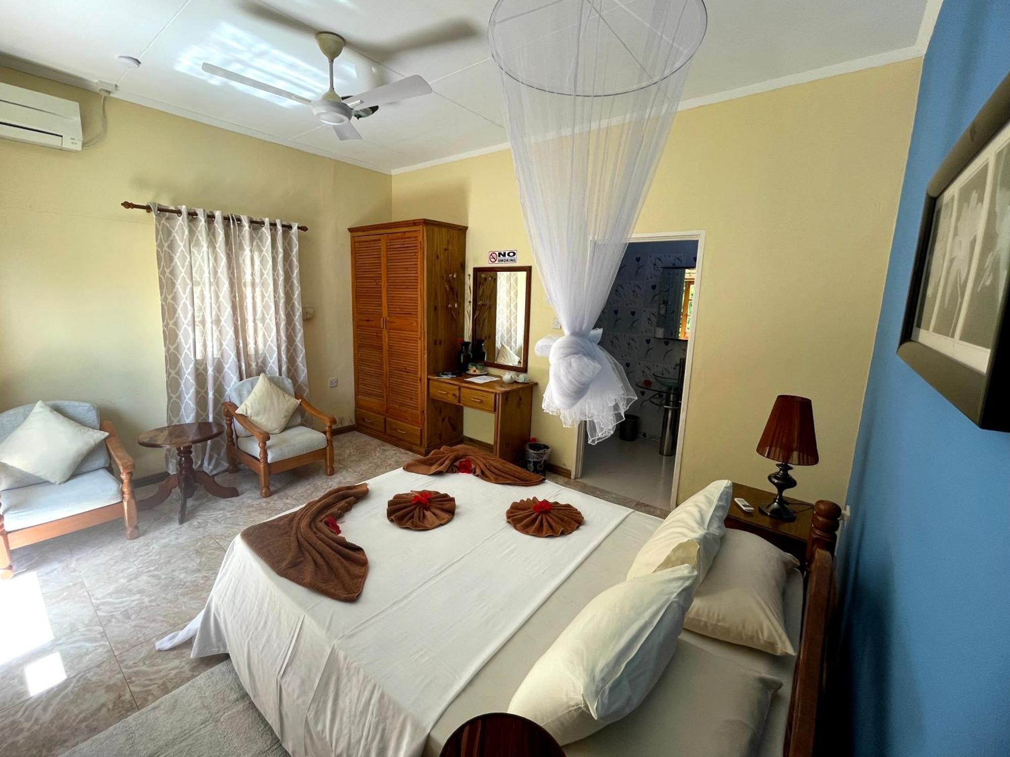 Villa Rafia Baie Sainte Anne Room photo
